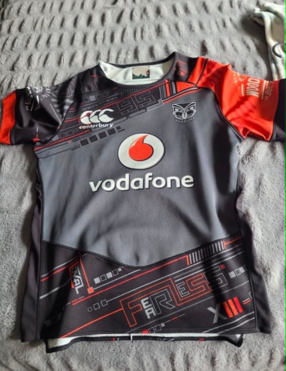 2018 New Zealand Warriors Fearless XIII Jersey — full view